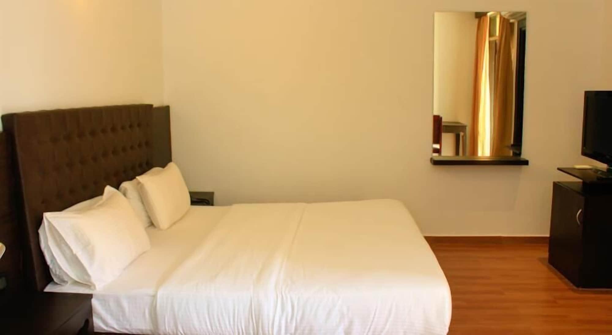 Sinq Beach Resort Calangute Exteriör bild