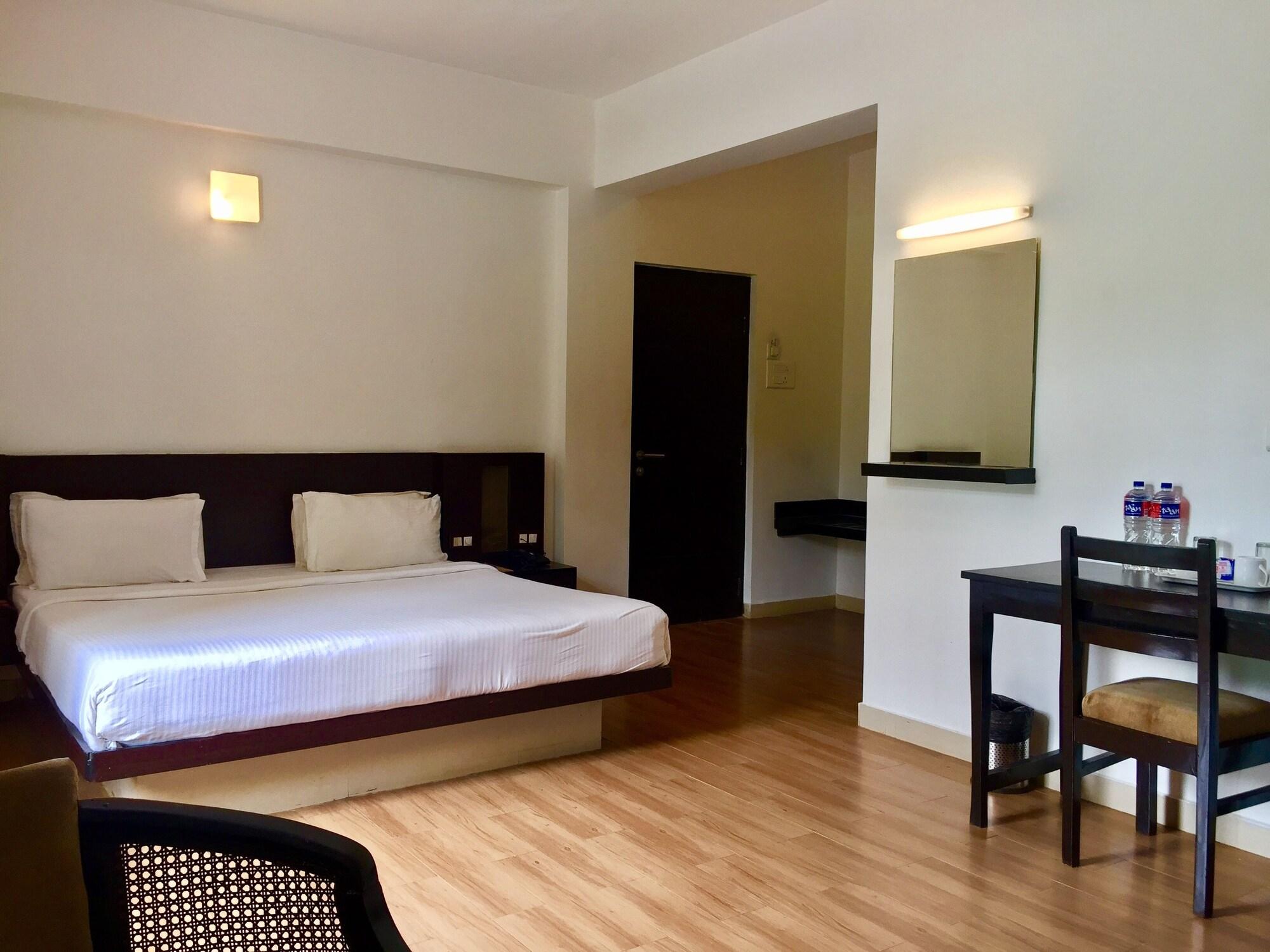 Sinq Beach Resort Calangute Exteriör bild